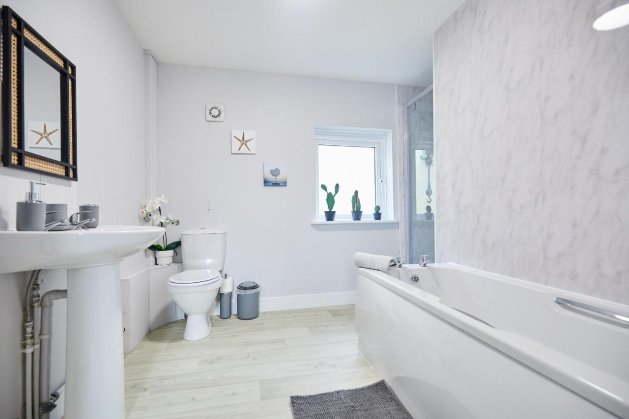 Homely - Great Yarmouth Beach Apartments エクステリア 写真