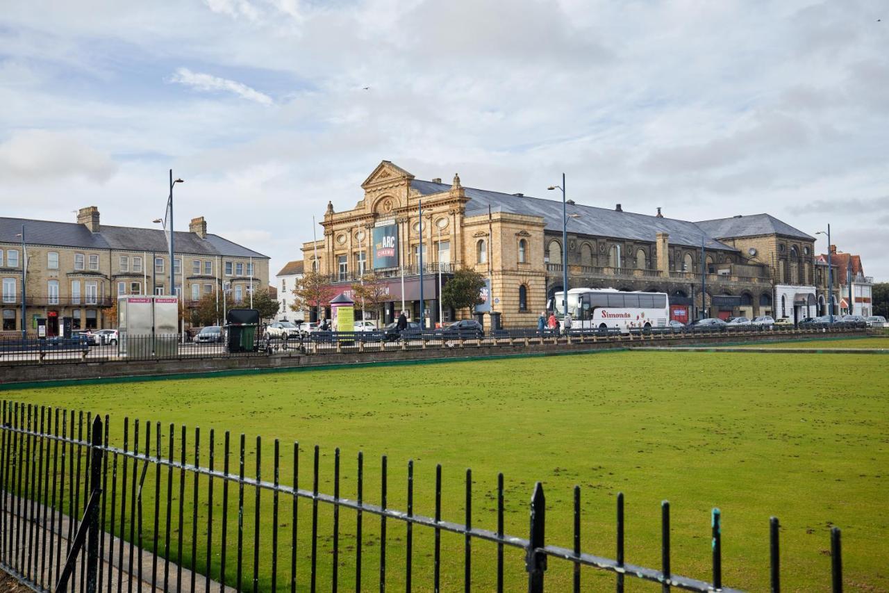 Homely - Great Yarmouth Beach Apartments エクステリア 写真
